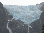 De 'hangende' gletsjer langs de Carretera Austral