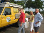 Buren Betsie en Frans volgen onze voorbereidingen
