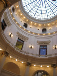 Bank en kunstgalerij