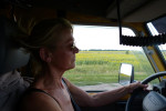 Geconcentreerde chauffeur